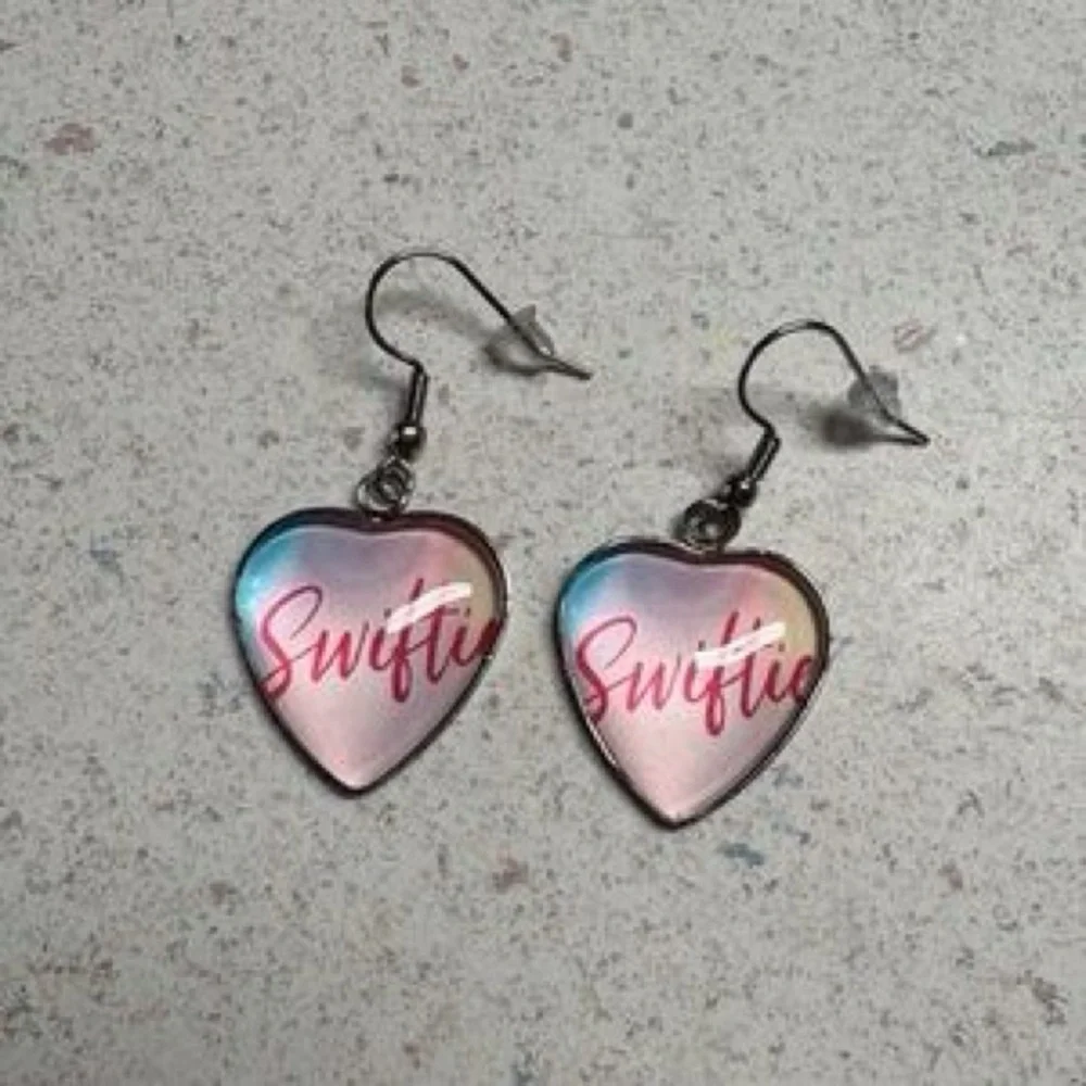New! Taylor Swift Swiftie Heart Earrings